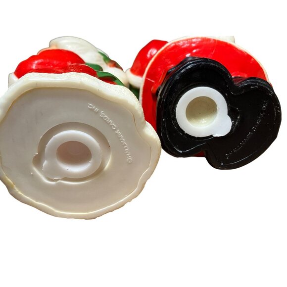 Hallmark Santa & Mrs. Claus Plastic Salt & Pepper Shakers Christmas Decor Vintag - Picture 13 of 14
